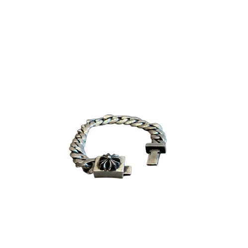 Chrome Hearts Cuban Bracelet – bracelet detail close-up