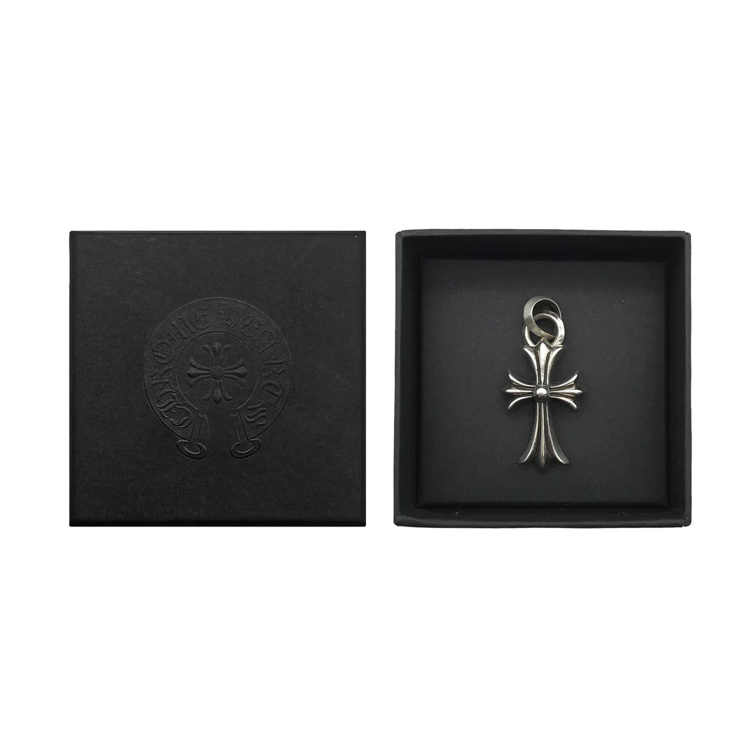 Chrome Hearts Cross Pendant – necklace front view