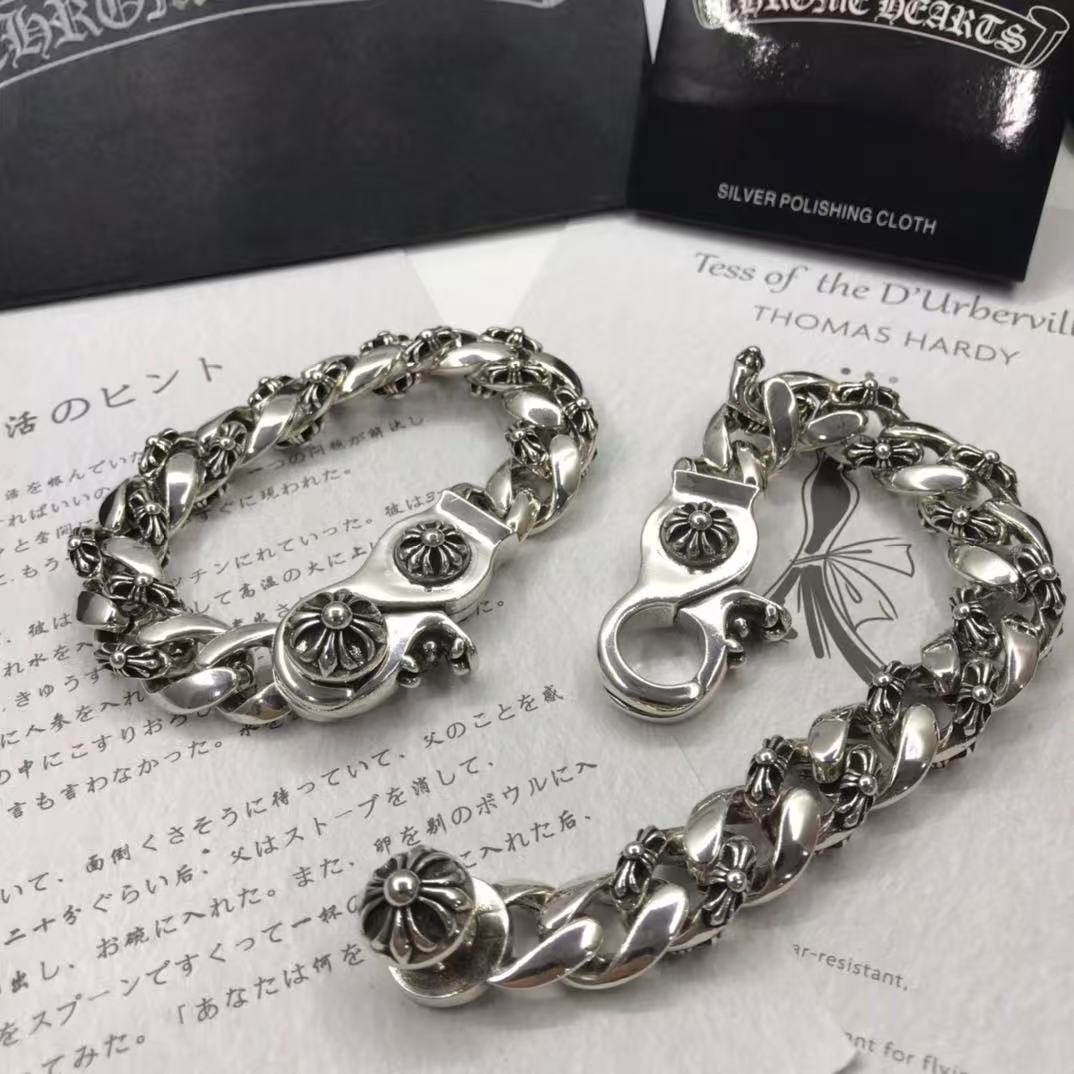 Authentic Chrome Hearts Chrome Hearts Cuban Link Bracelet – front view
