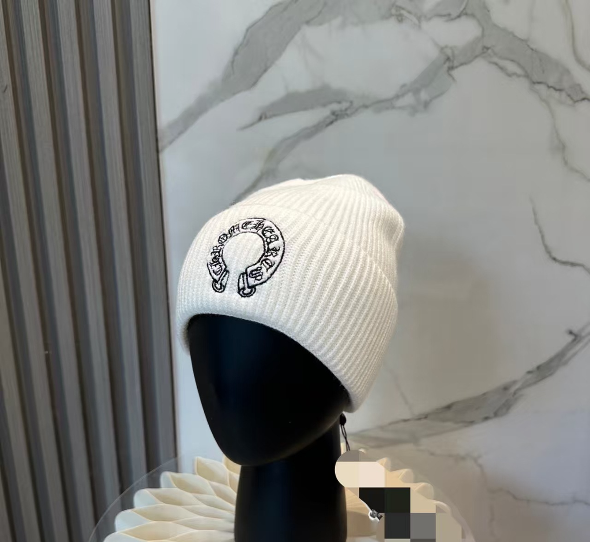Authentic Chrome Hearts Chrome Hearts Horseshoe Knit Beanie White – front view