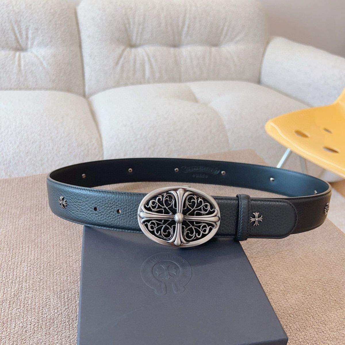 Chrome Hearts Oval Buckle – belt front view