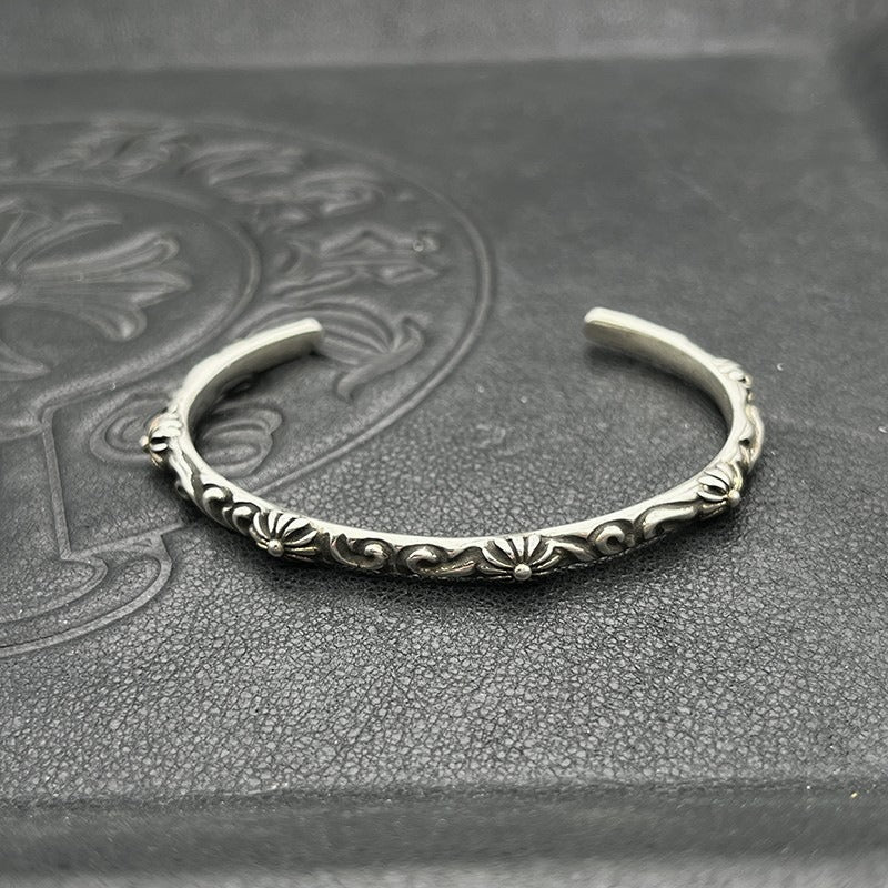 Chrome Hearts Scroll Cross Cuff Bracelet – bracelet front view
