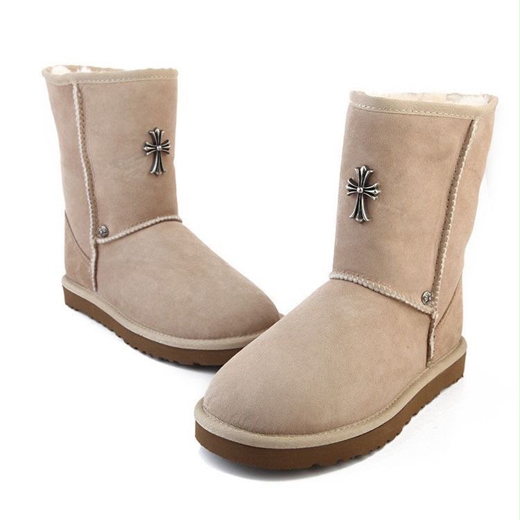 Chrome Hearts Uggs Beige Silver Cross - Chrome Hearts Cross Pendant (photo 1)