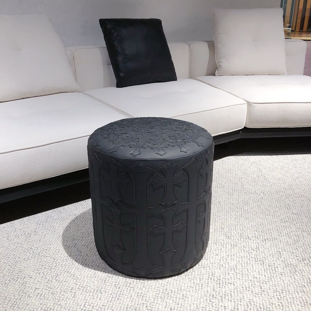 Chrome Hearts Leather Sofa - Chrome Hearts Jewelry (photo 1)