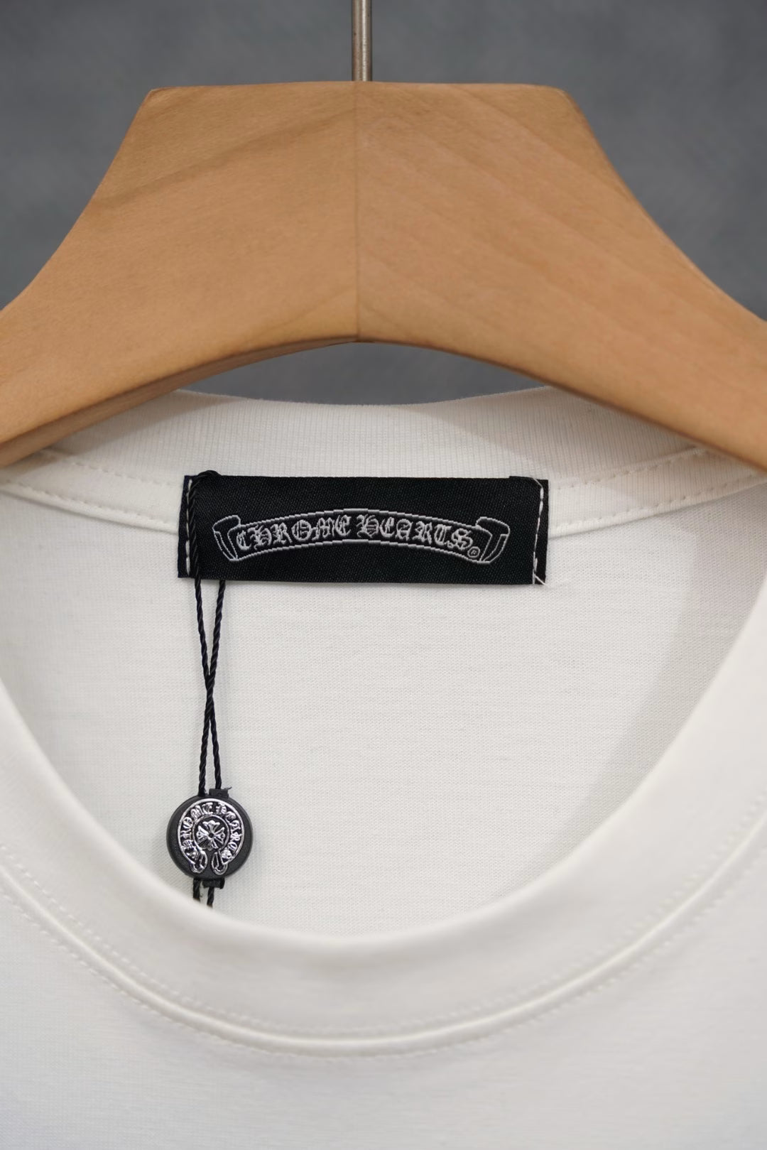 Authentic Chrome Hearts Chrome Hearts Rainbow Horseshoe Logo T-Shirt (White) â€“ front view