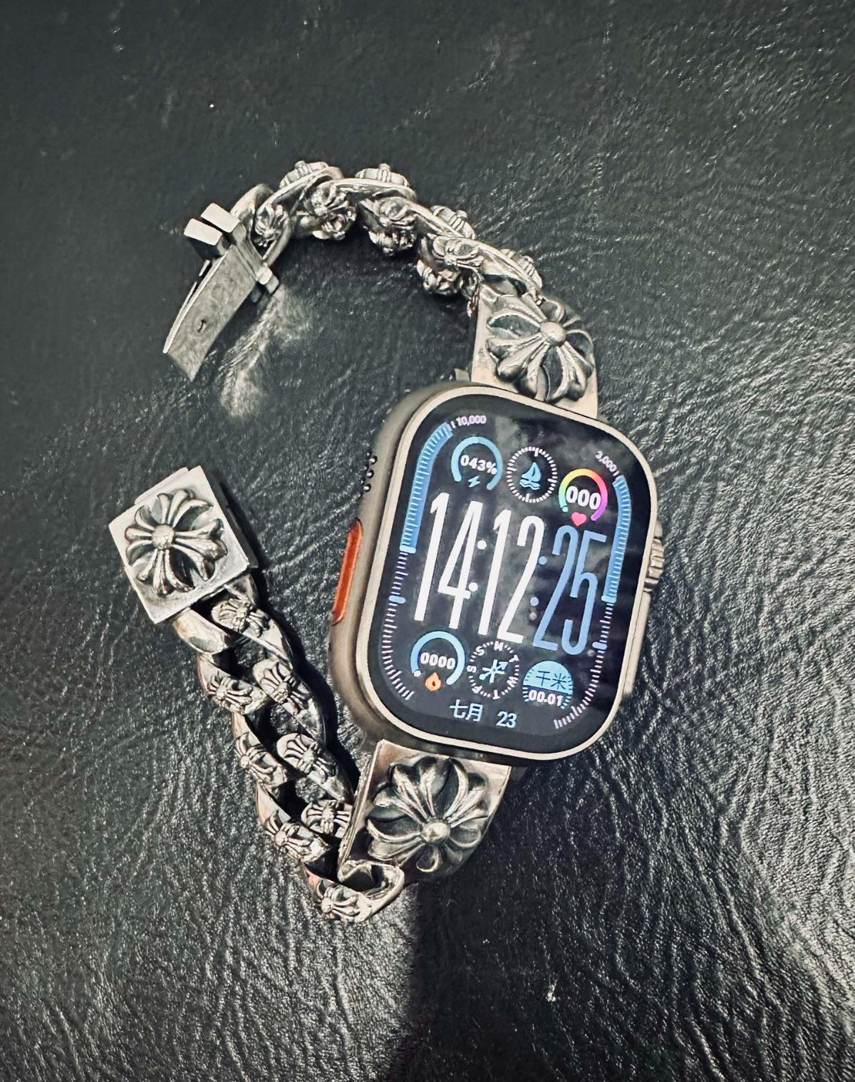 Chrome Hearts Apple Watch Chain Strap – necklace front view