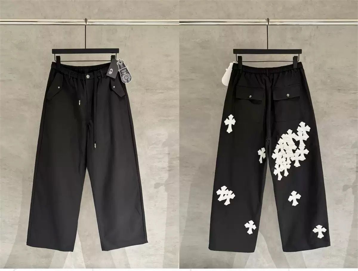Chrome Hearts Baggy Jeans – pants front view