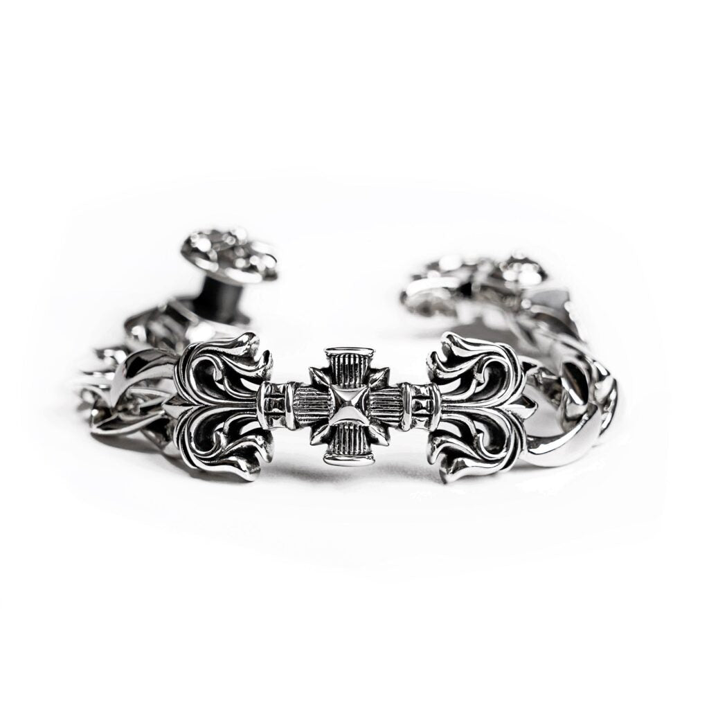 Chrome Hearts Filigree Square Cross Clip Bracelet – bracelet back view