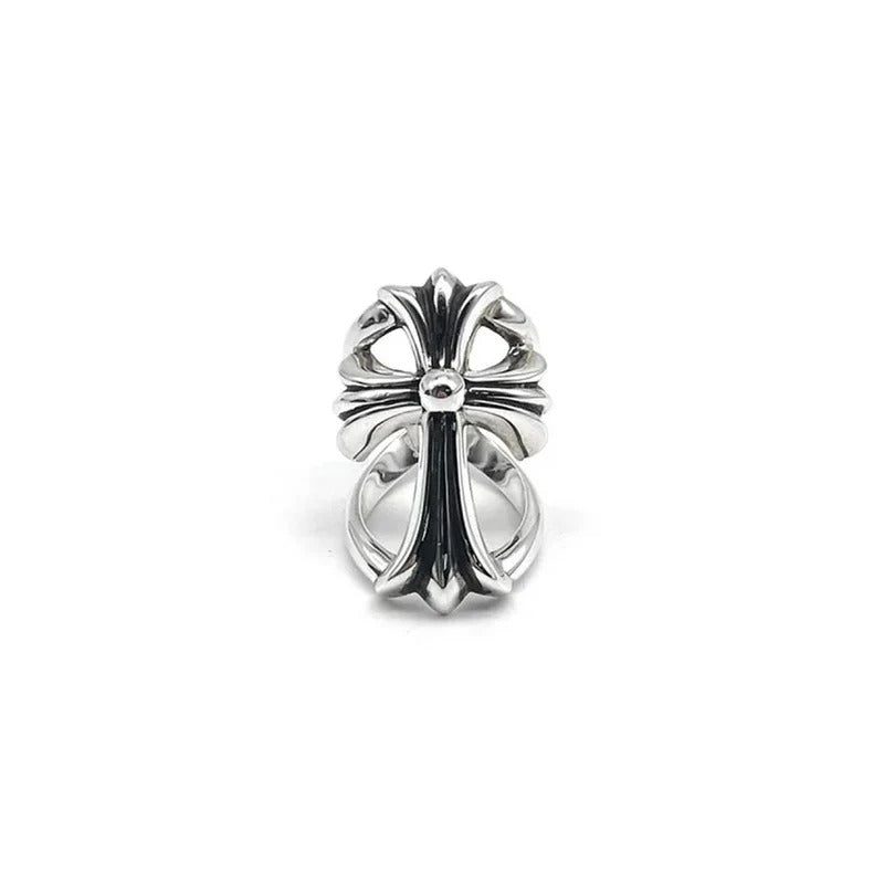Chrome Hearts Infinity Ring – ring front view