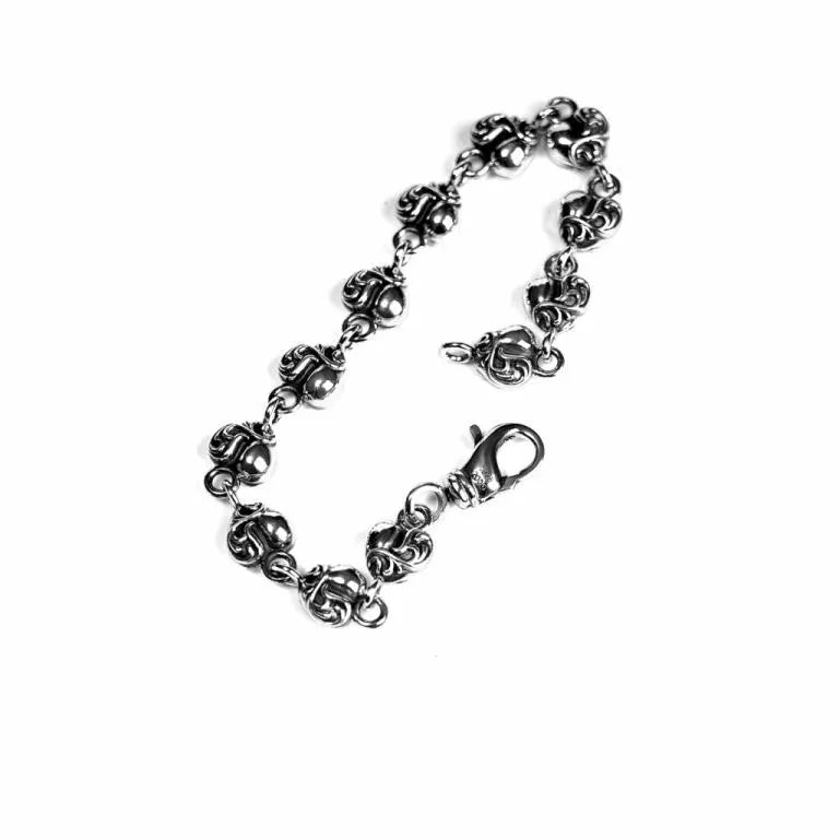 Authentic Chrome Hearts HEARTS BRACELET – bracelet front view