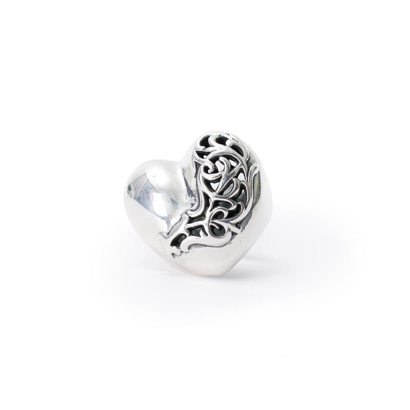 Authentic Chrome Hearts Heart Ring – ring front view