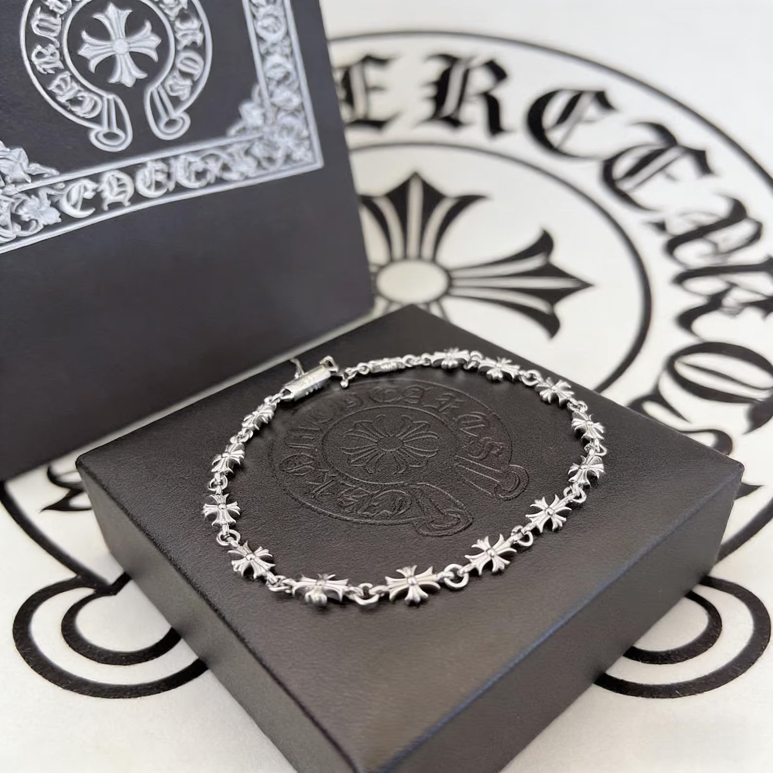Authentic Chrome Hearts Chrome Hearts Silver Vintage classic Cross Flower chain Bracelet â€“ front view
