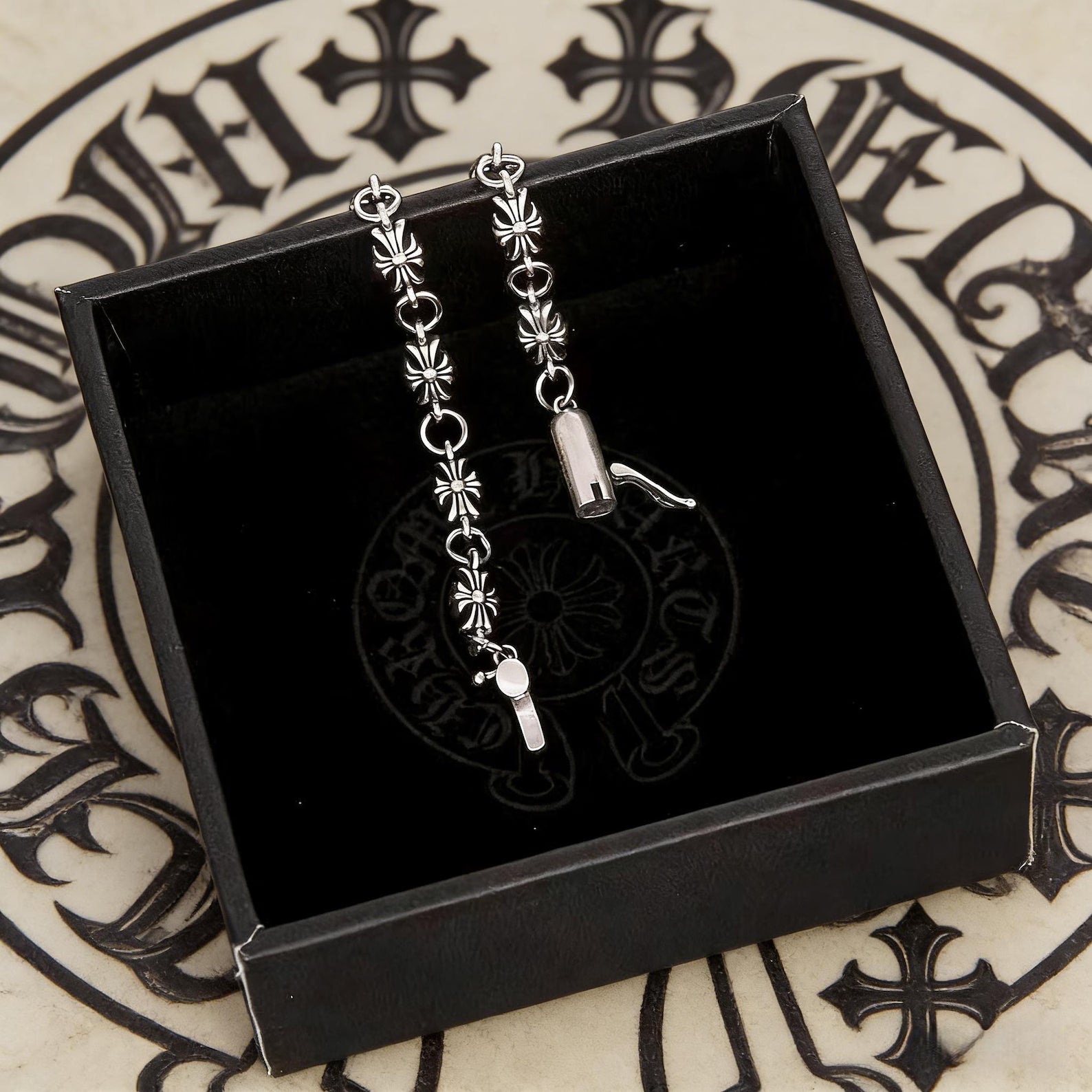 Authentic Chrome Hearts Chrome Hearts Silver Vintage classic Cross Flower chain Bracelet â€“ front view